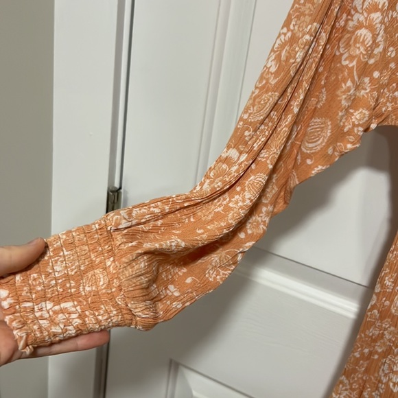 Japna Mini Long Sleeve Dress - Picture 3 of 7